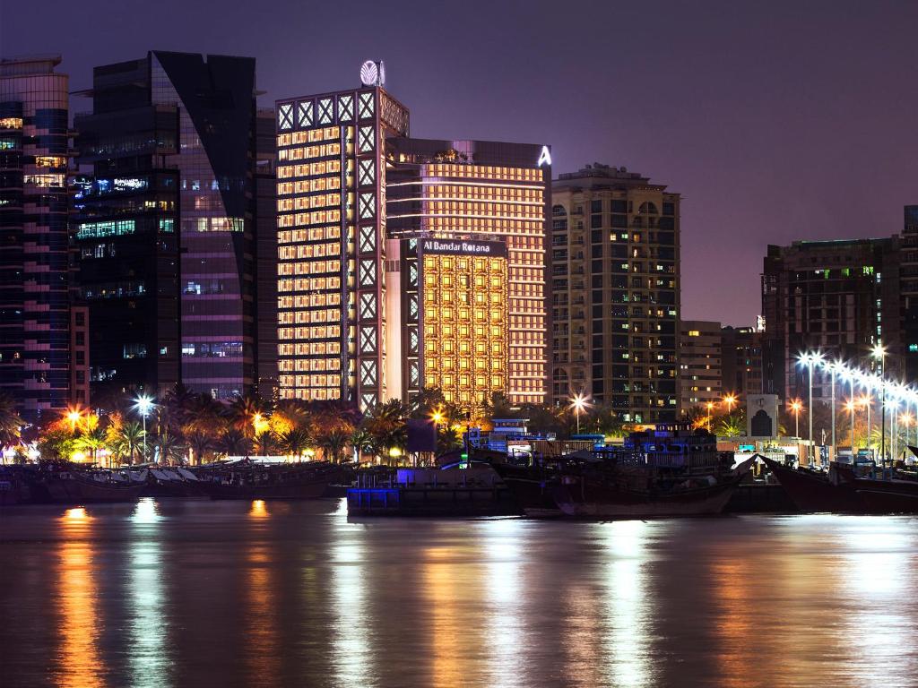 ALBANDAR ROTANA