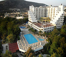 هتل بلوویستاهیل کوش آداسی BLUE VISTA HILL